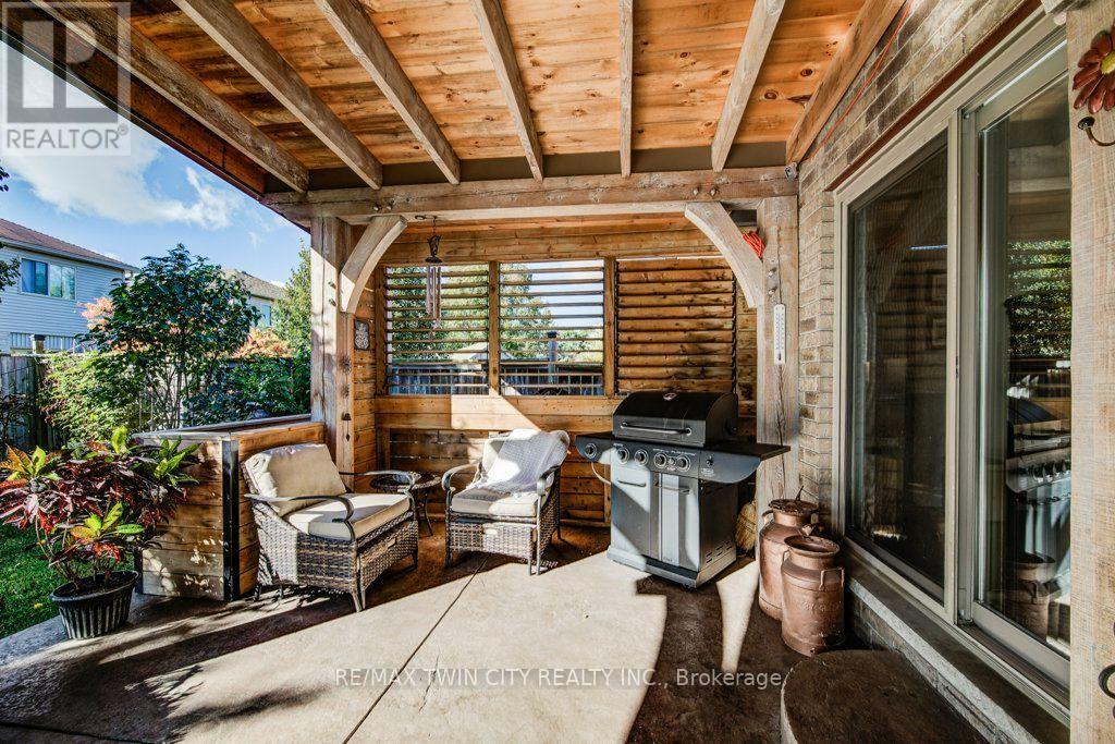 27 CORAL GABLES CRESCENT - 42