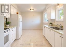 Kitchen - 34 Glen Castle Drive, Hamilton, ON L8G2Z4 Photo 6