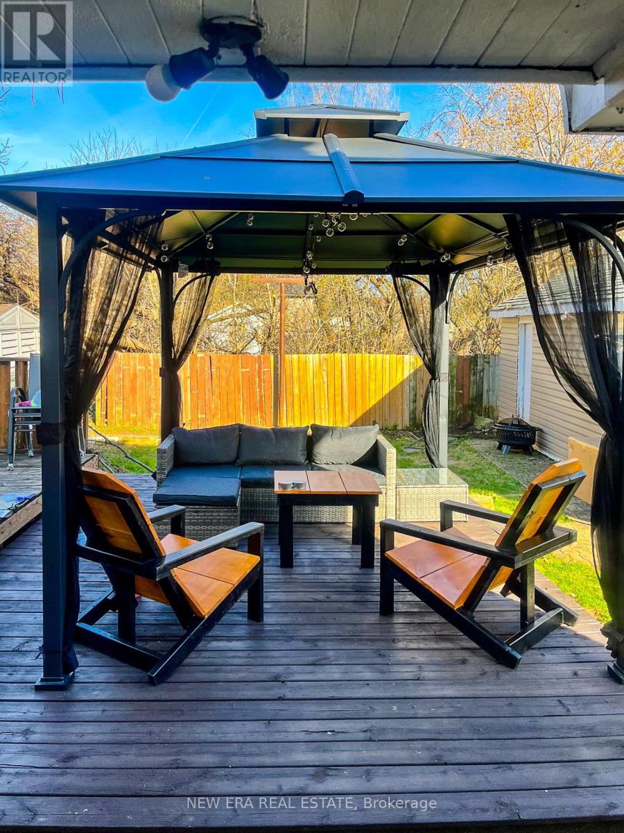 212 NIAGARA STREET - 29