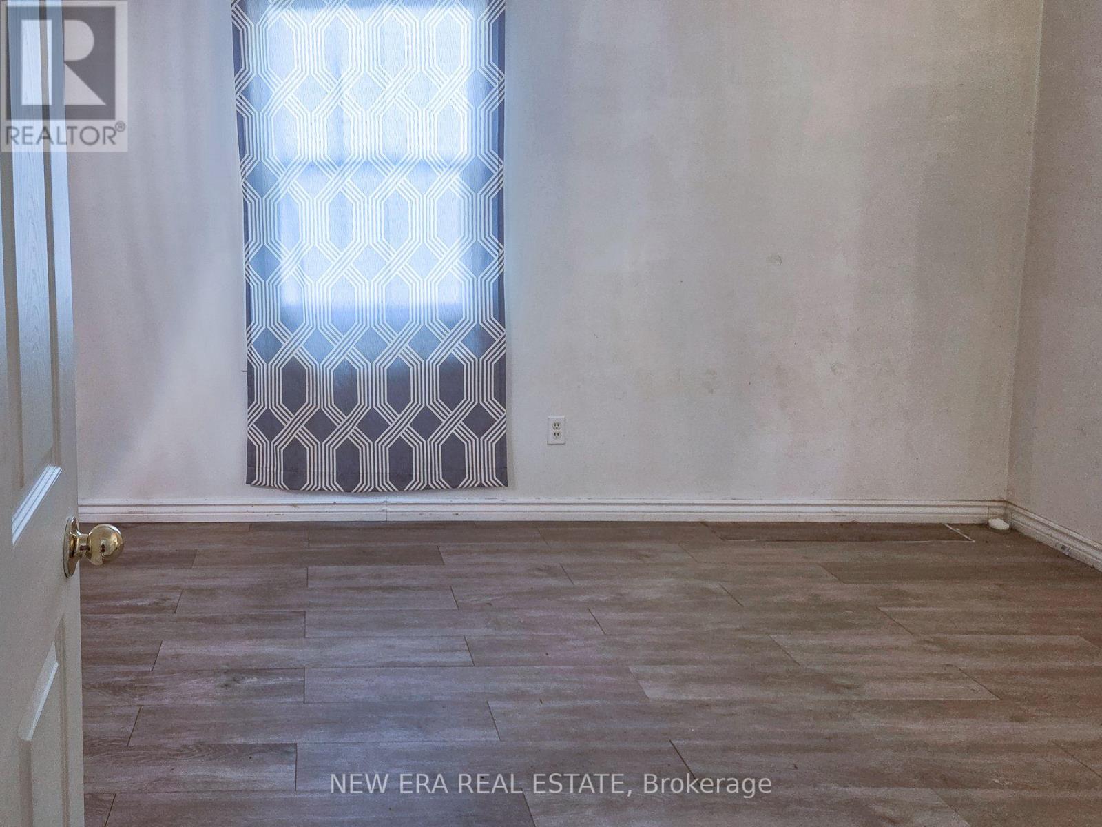 212 Niagara Street, St. Catharines, ON photo 8