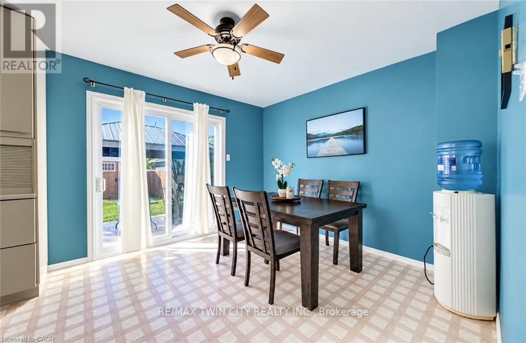 136 SEKURA Crescent, Cambridge, ON photo 7