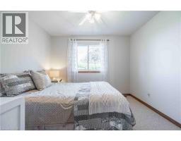15 Clare Innis Court, Caledonia, ON N3W1G5 Photo 32
