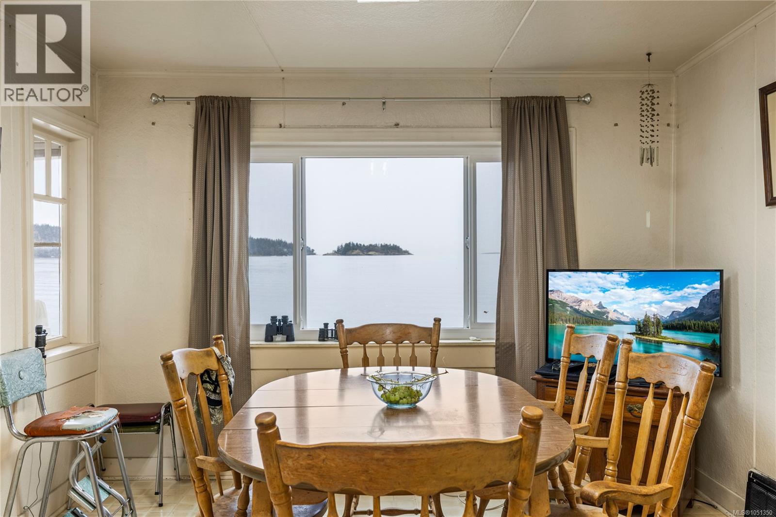 2535 Battersea Rd - Image 11