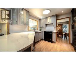 152 Mapleburn Drive SE - photo 13