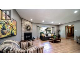 152 Mapleburn Drive SE - photo 8