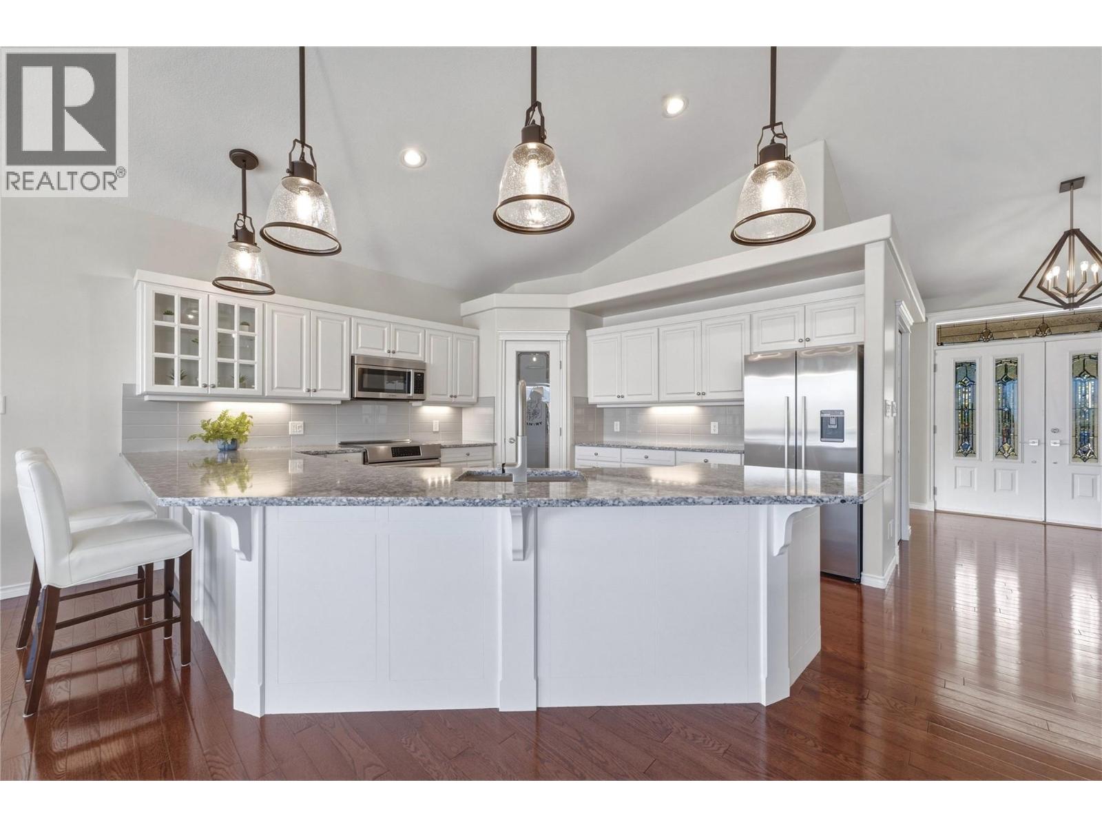 #3 8014 Whitestone Drive - 7