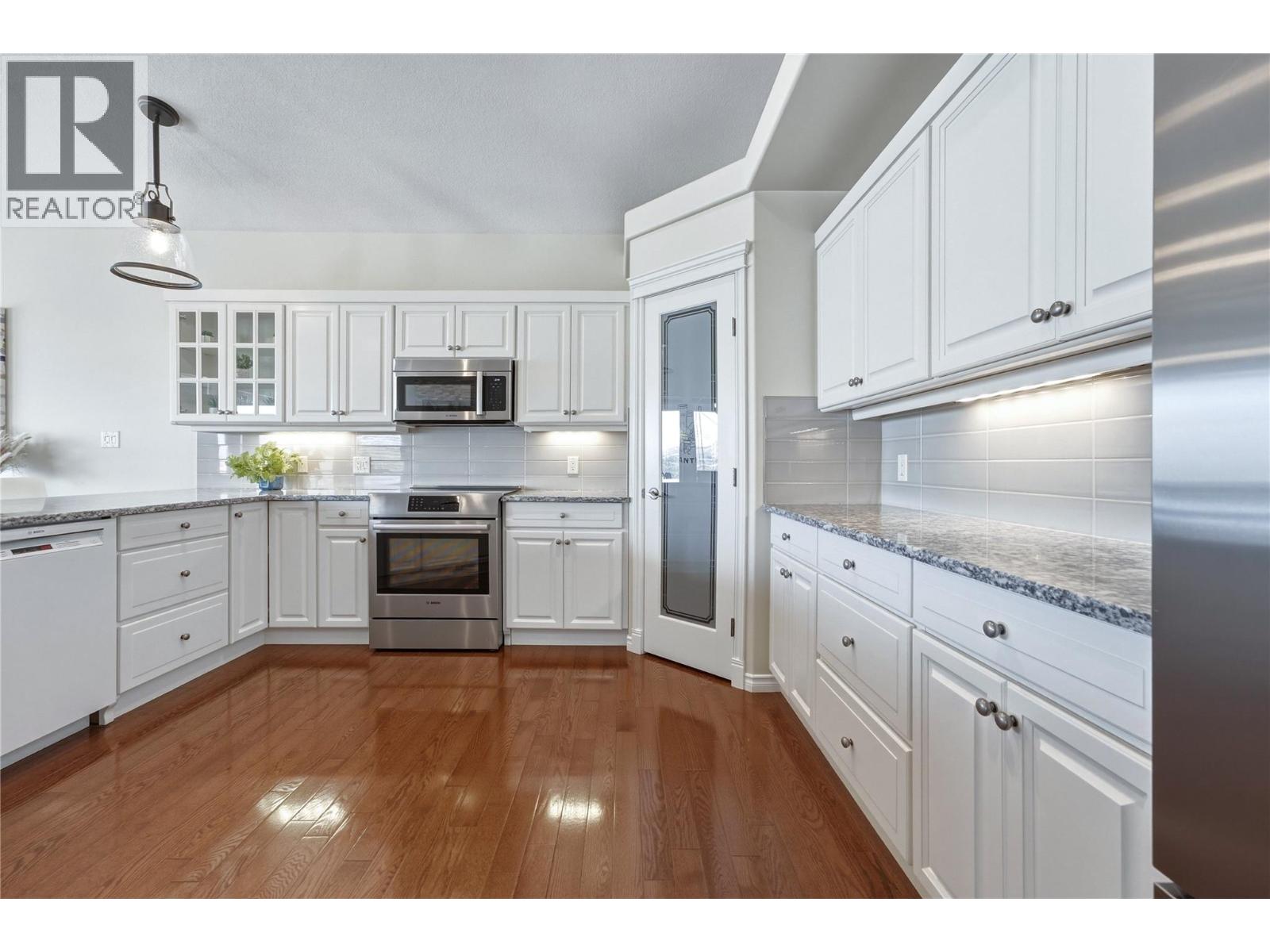 #3 8014 Whitestone Drive - 8
