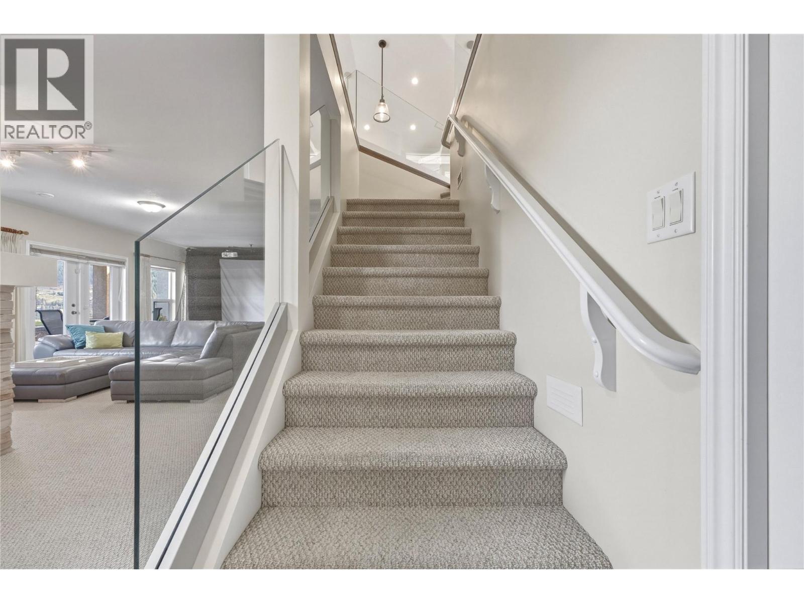#3 8014 Whitestone Drive - 29