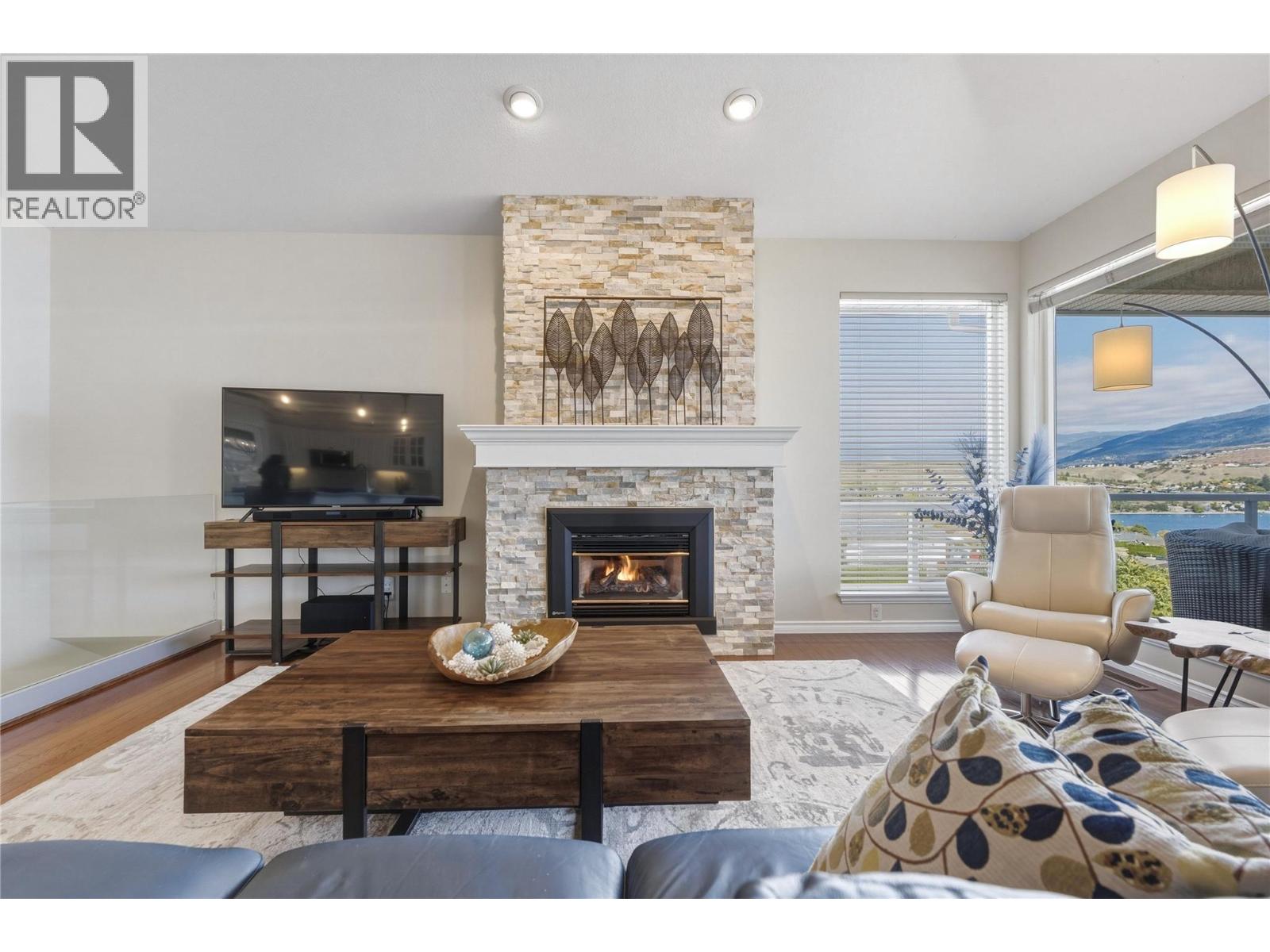 #3 8014 Whitestone Drive - Image 6
