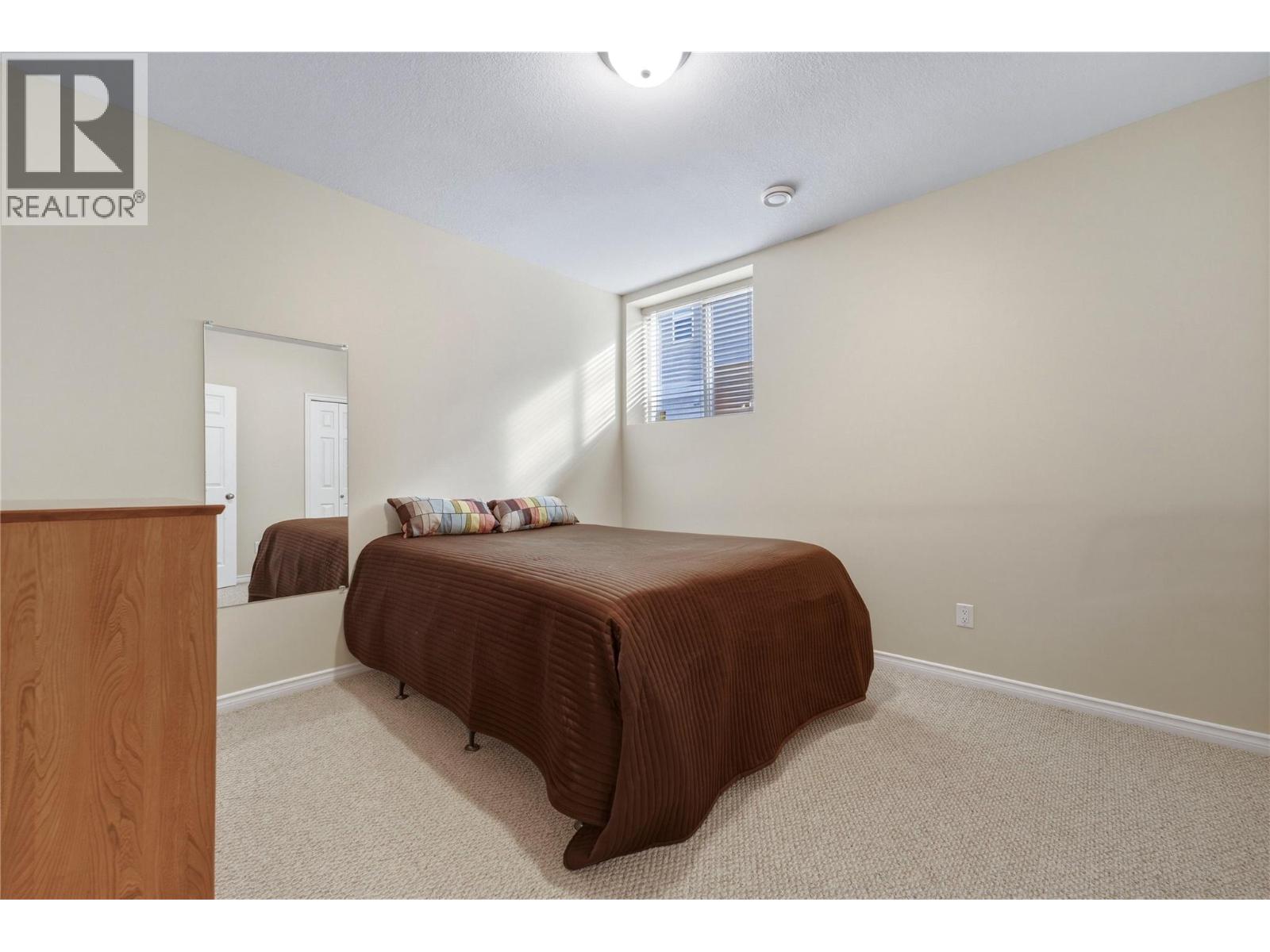 #3 8014 Whitestone Drive - Image 40