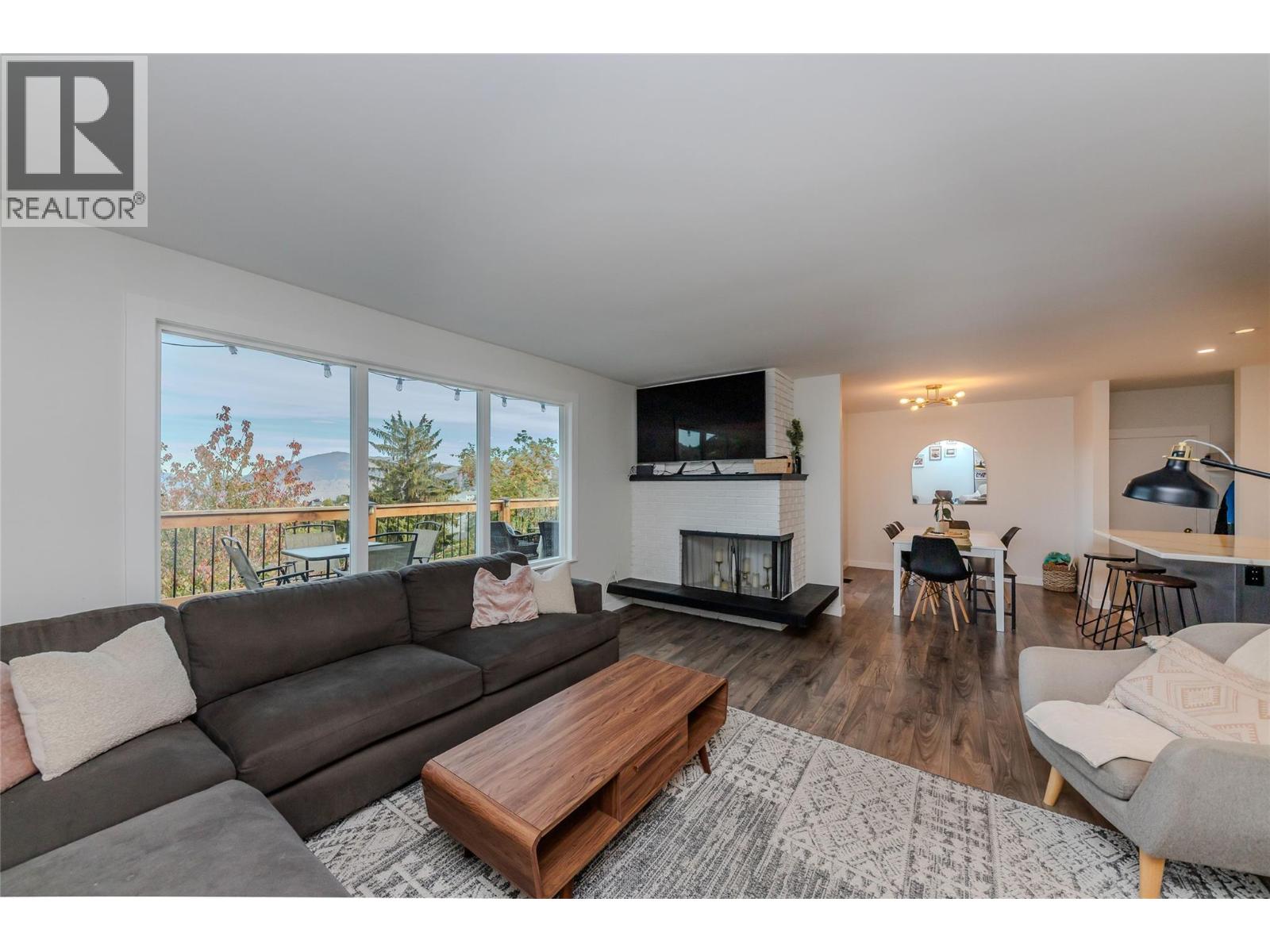891 Gleneagles Drive - Image 10