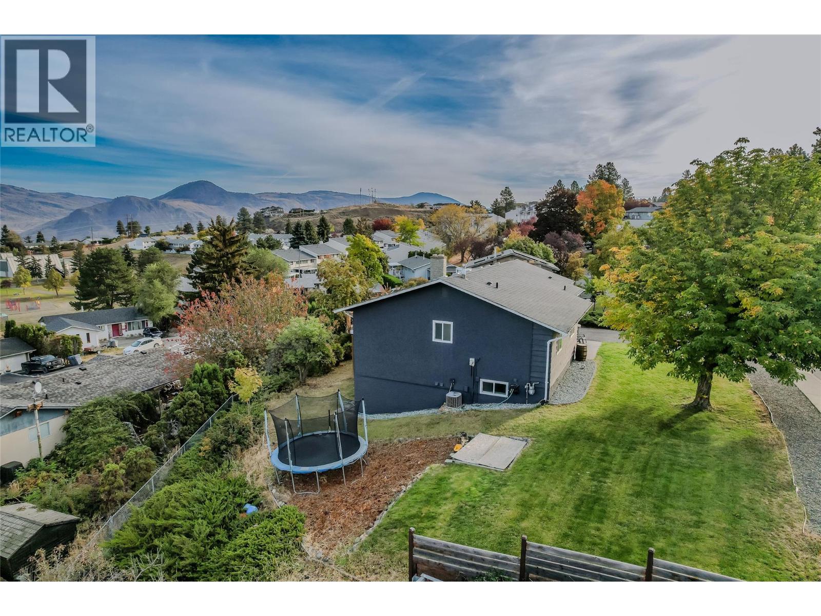 891 Gleneagles Drive - 2