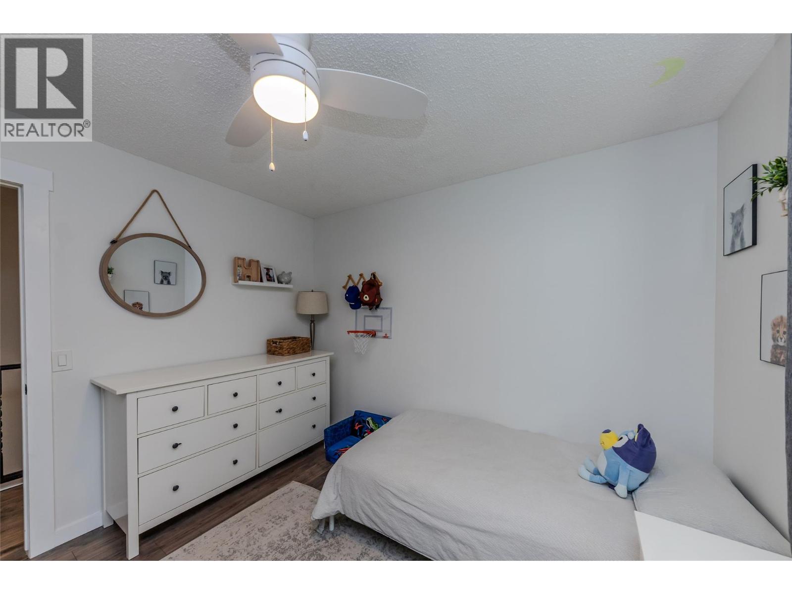 891 Gleneagles Drive - Image 24