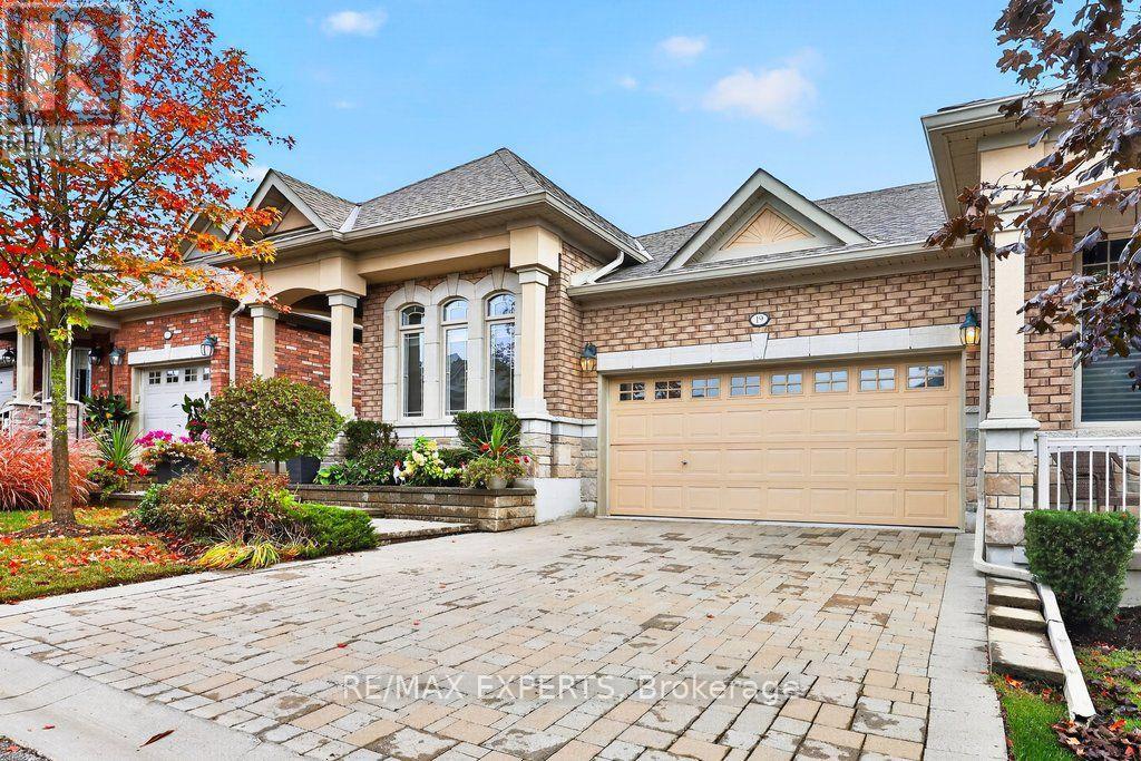 #15 19 WESTMOUNT DRIVE - 3