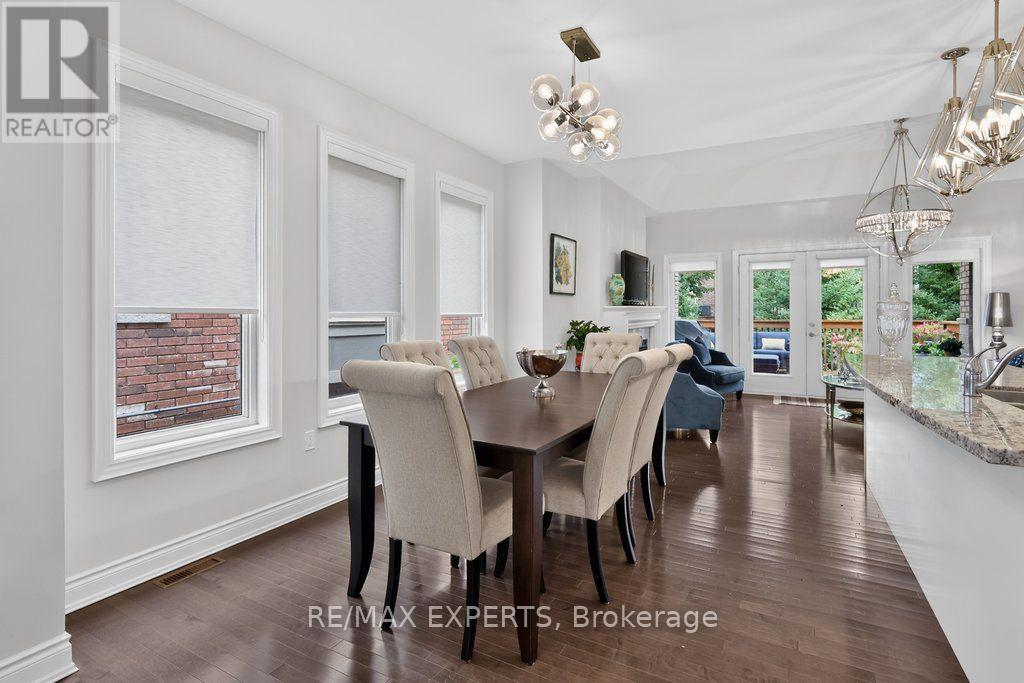 #15 19 WESTMOUNT DRIVE - 17