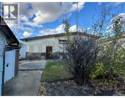 218 2nd Avenue E, Biggar, SK S0K0M0 Photo 32