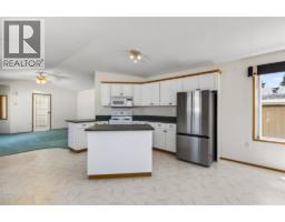 Bedroom - 327, 37534 England Way, Rural Red Deer County, AB T4S2C3 Photo 7