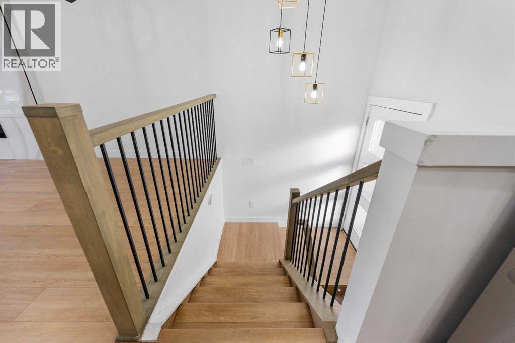 2415 22 Avenue SW - 17
