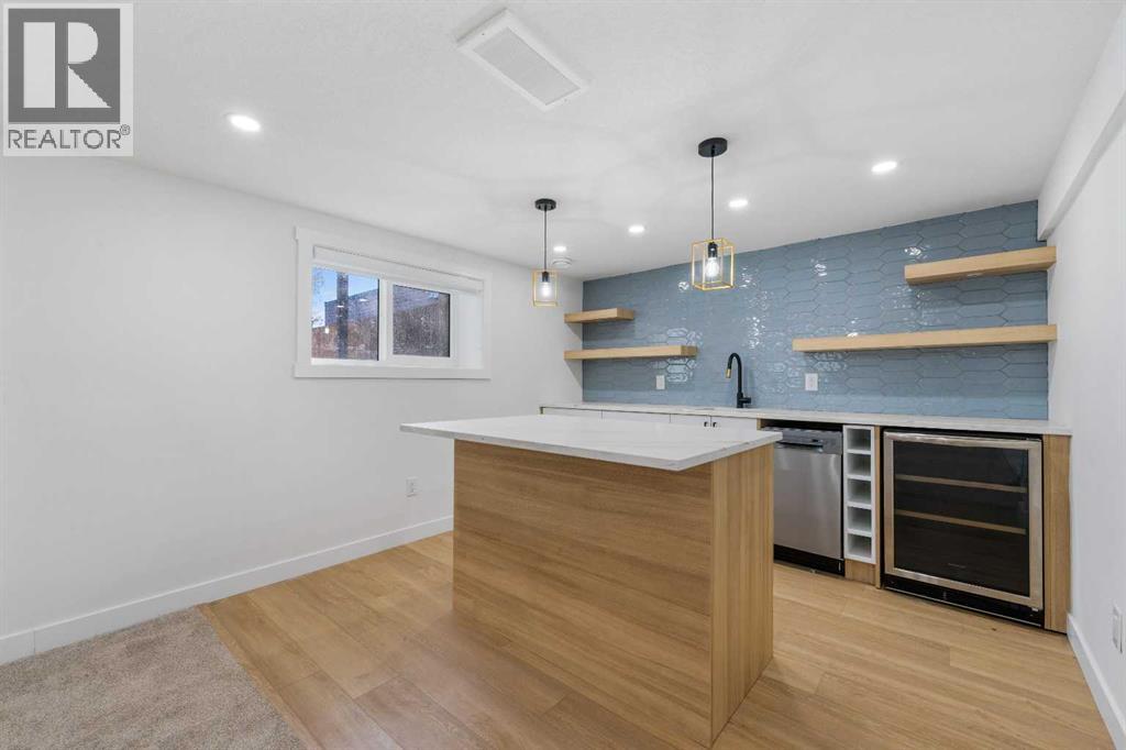 2415 22 Avenue SW - 29