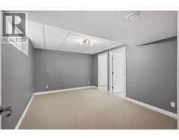 110 Ainsworth Crescent, Red Deer, AB T4R3B1 Photo 35