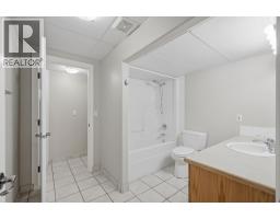 110 Ainsworth Crescent, Red Deer, AB T4R3B1 Photo 37