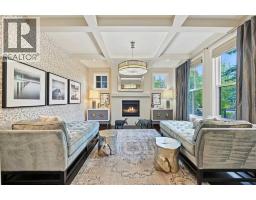 1121 Valois Avenue SW - photo 3