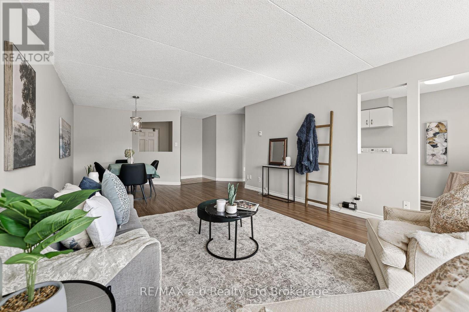 #406 217 THAMES STREET S - Image 18