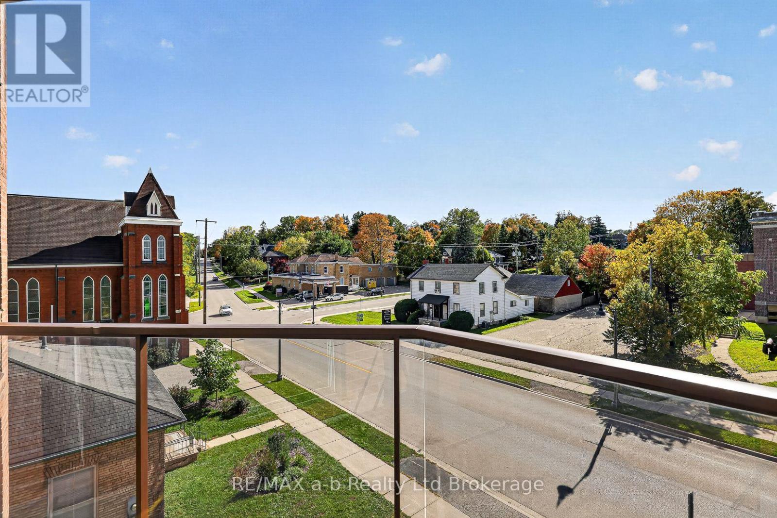 #406 217 THAMES STREET S - Image 38