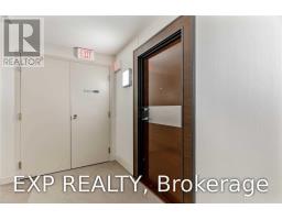 1052 - 10 Capreol Court, Toronto, ON M5V4B3 Photo 13