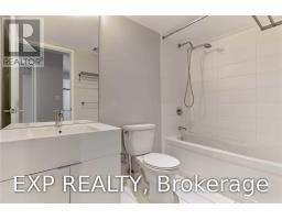 1052 - 10 Capreol Court, Toronto, ON M5V4B3 Photo 6