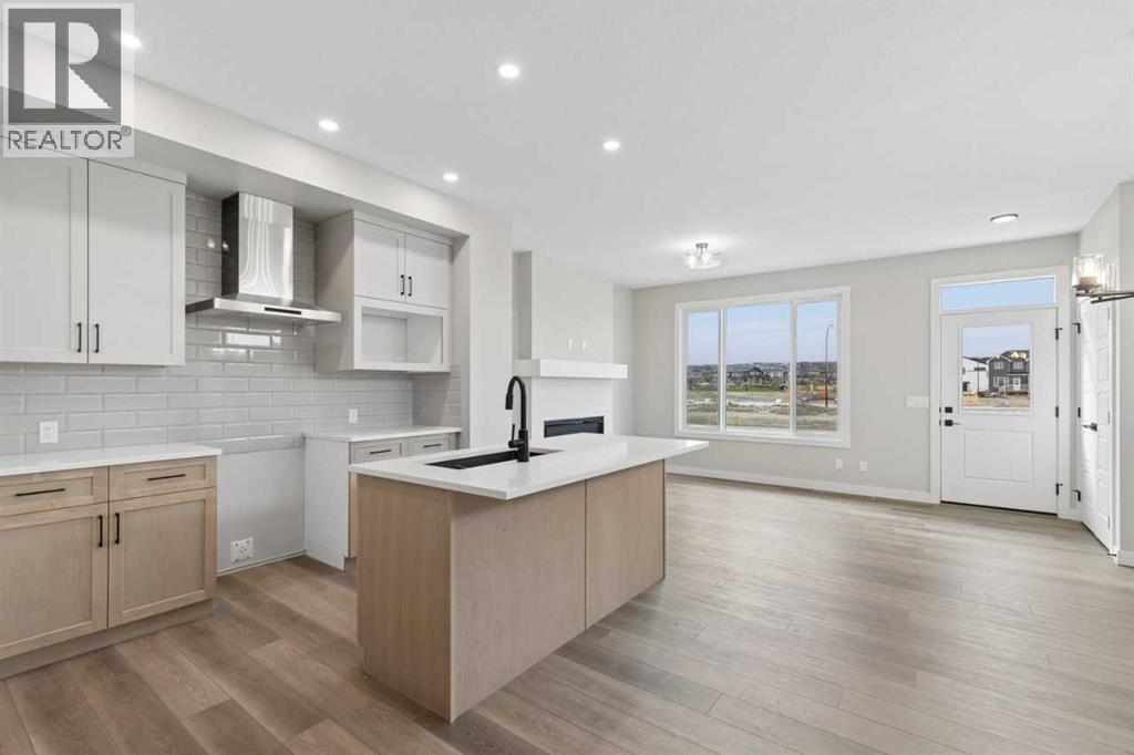79 Lewiston Park NE - 7