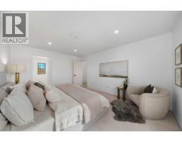 Bedroom - 52 West Mitford Crescent, Cochrane, AB T4C1L2 Photo 13