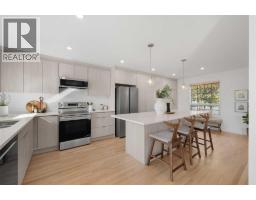 Living room - 52 West Mitford Crescent, Cochrane, AB T4C1L2 Photo 6