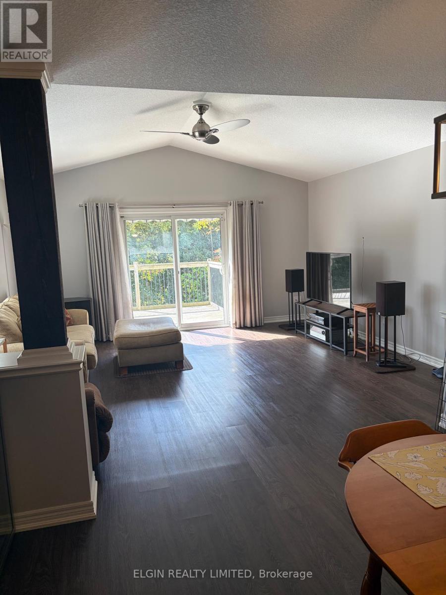#8 16 HAVENRIDGE COURT - 12
