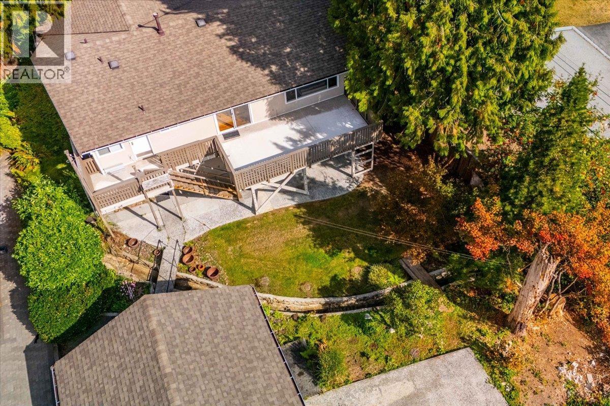 4295 NOTTINGHAM ROAD, North Vancouver