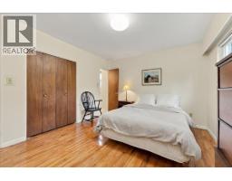 4295 Nottingham Road, North Vancouver, BC V7K2N3 Photo 12