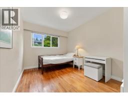 4295 Nottingham Road, North Vancouver, BC V7K2N3 Photo 13