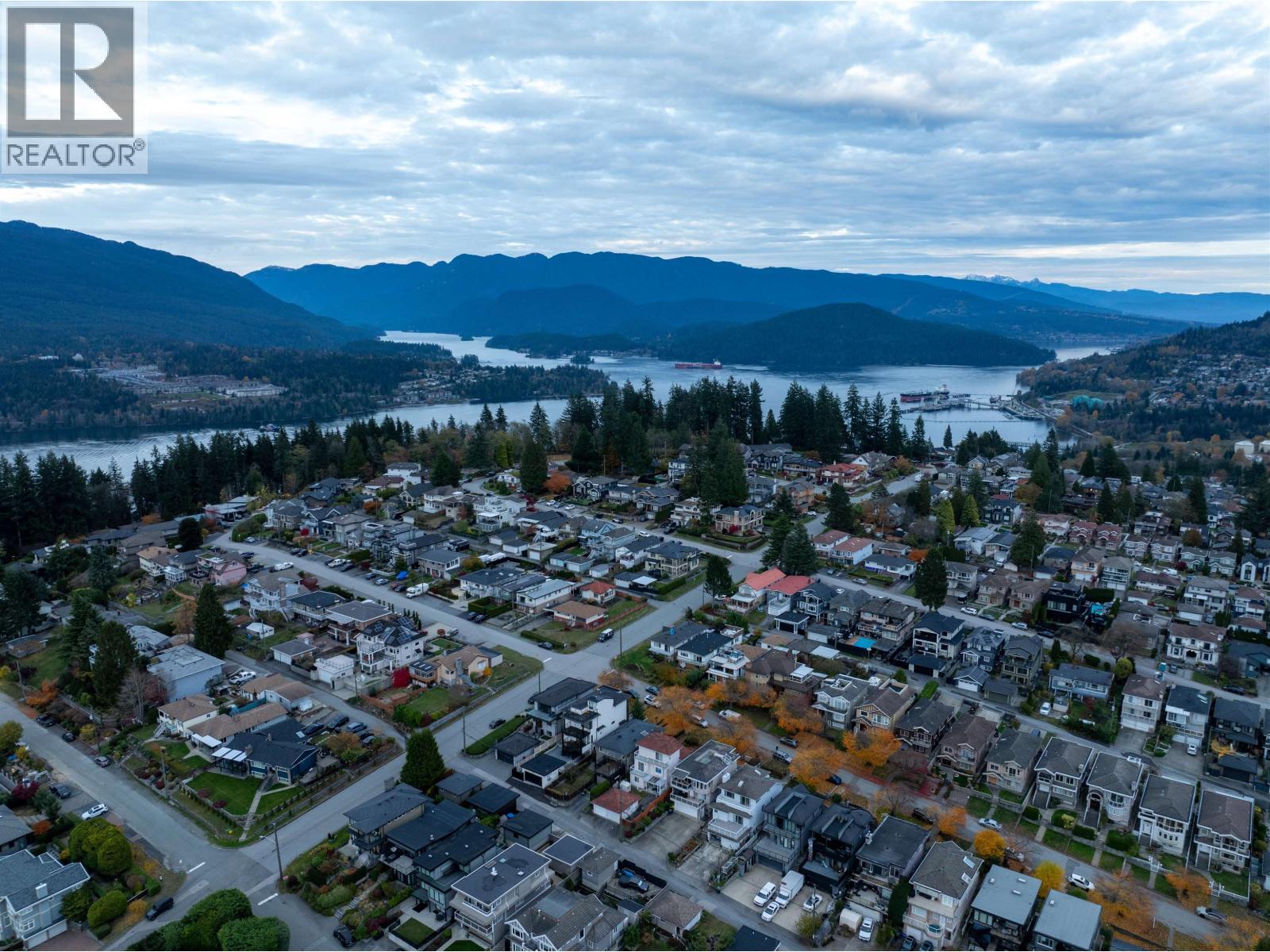 34 N HYTHE AVENUE, Burnaby - Image 1