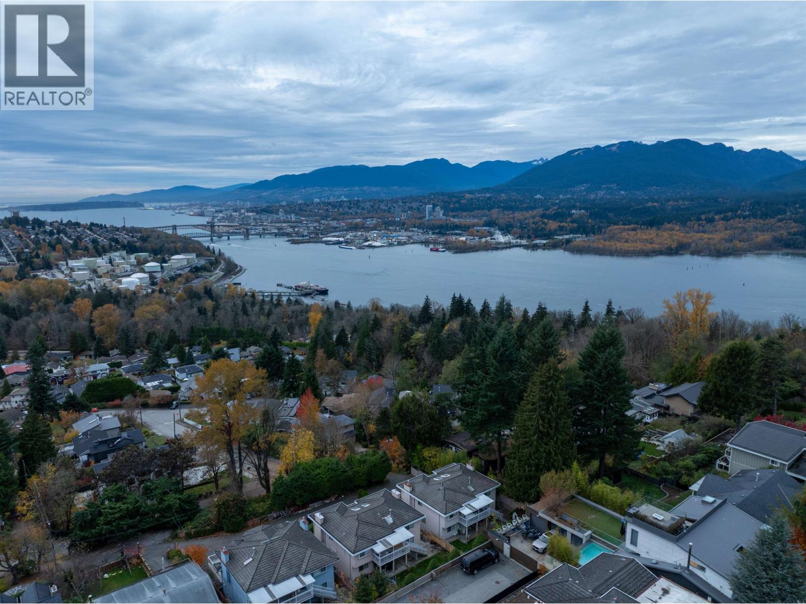 34 N HYTHE AVENUE, Burnaby - Image 1