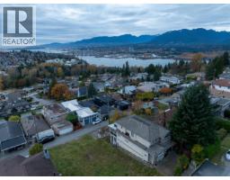 34 N Hythe Avenue, Burnaby, BC V5B1G4 Photo 20