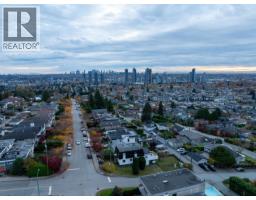 34 N Hythe Avenue, Burnaby, BC V5B1G4 Photo 22