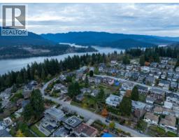 34 N Hythe Avenue, Burnaby, BC V5B1G4 Photo 28
