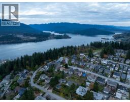 34 N Hythe Avenue, Burnaby, BC V5B1G4 Photo 31
