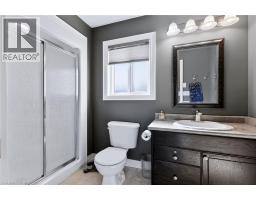 Foyer - 4970 Kennedy Street, Beamsville, ON L3J0G5 Photo 18