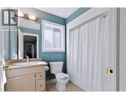 Kitchen - 4970 Kennedy Street, Beamsville, ON L3J0G5 Photo 22