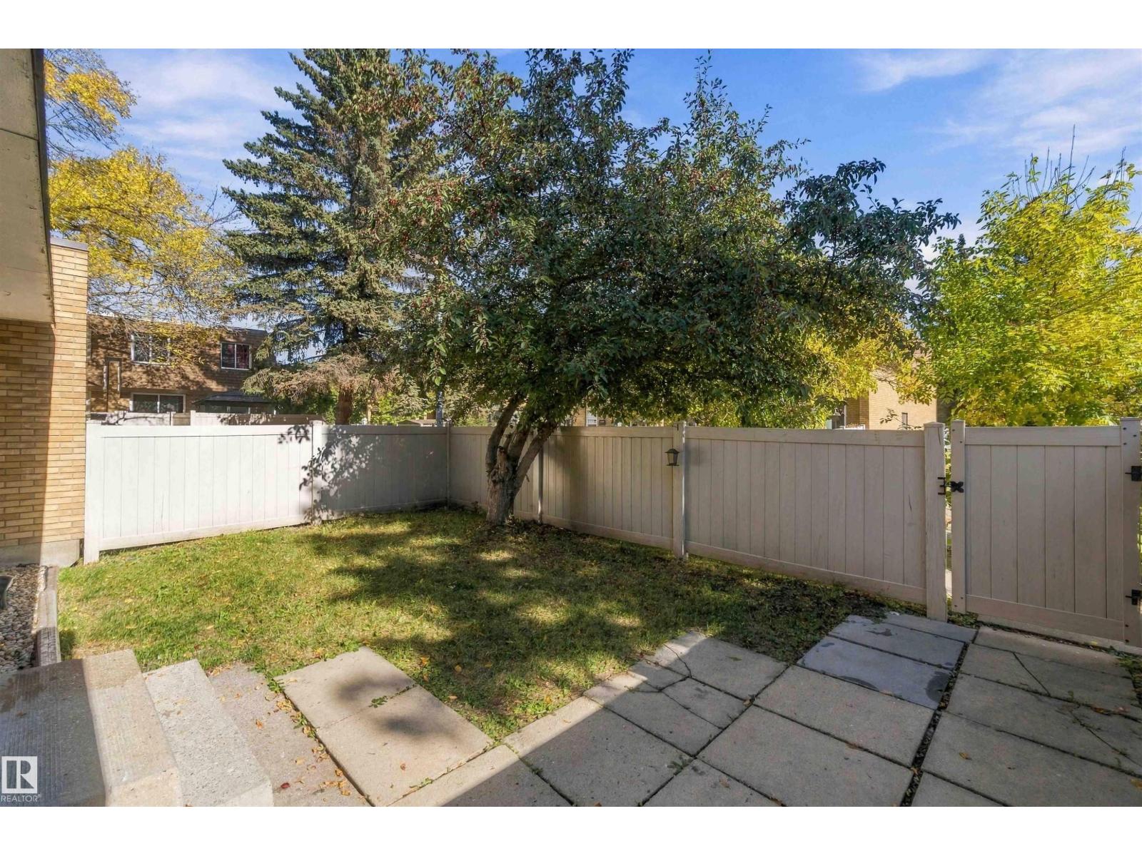 132 LONDONDERRY SQUARE SQ NW - 5