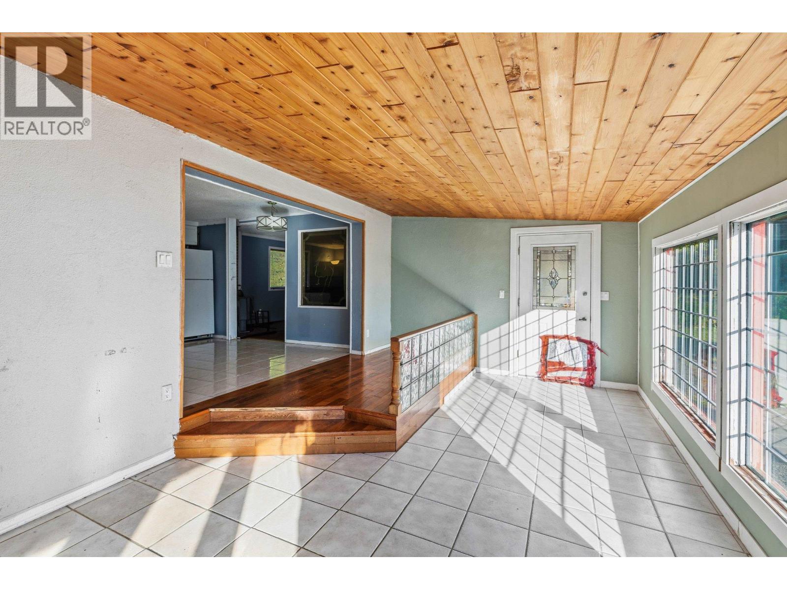 Dining room of 7139 GLENVIEW DRIVE · Prince George, BC