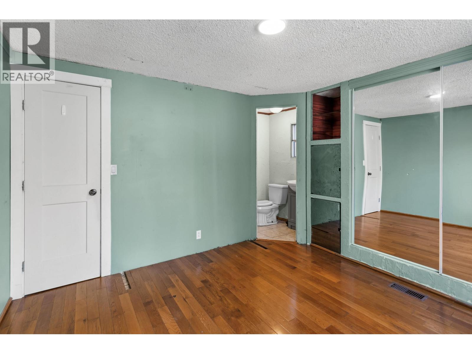 7139 GLENVIEW DRIVE - 13