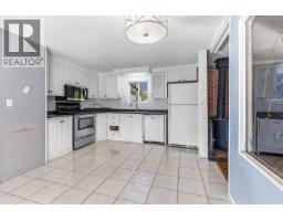 7139 Glenview Drive, Prince George, BC V2K2P2 Photo 9