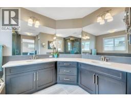 233 Sandpiper Boulevard - photo 25